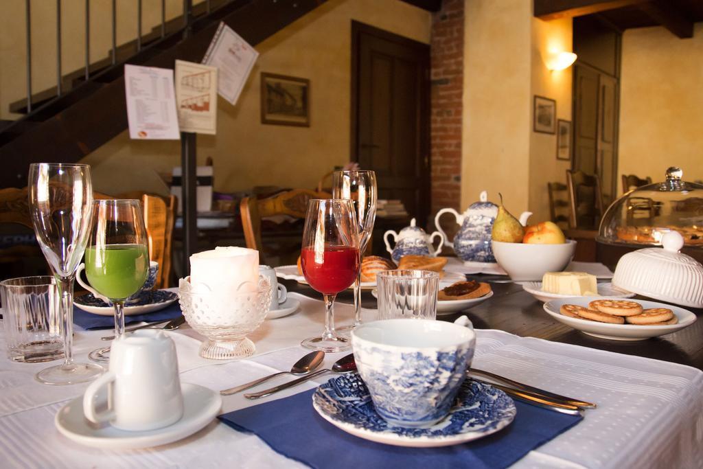 Airasca Casa Del Grande Vecchio Bed & Breakfast エクステリア 写真