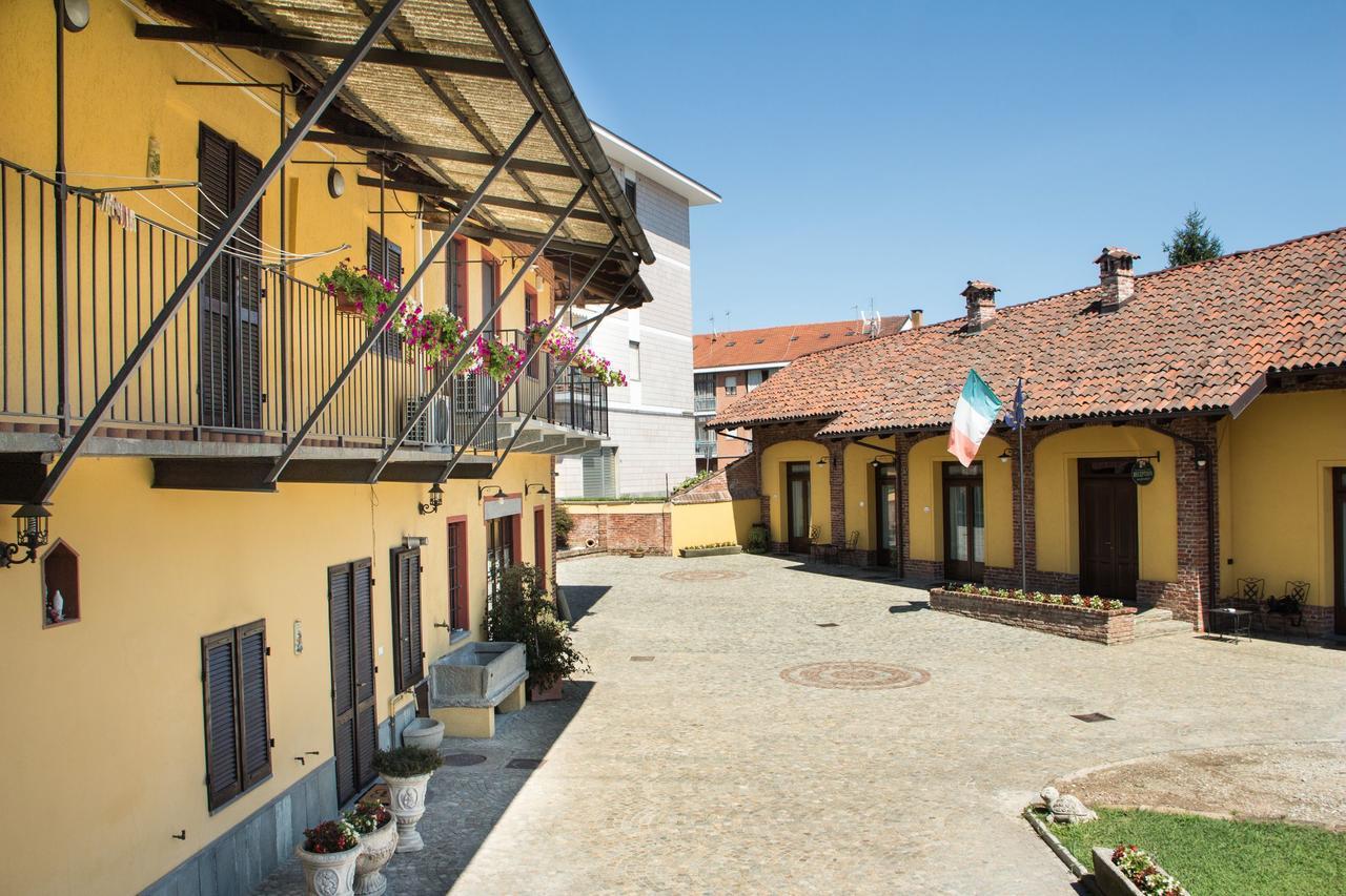 Airasca Casa Del Grande Vecchio Bed & Breakfast エクステリア 写真