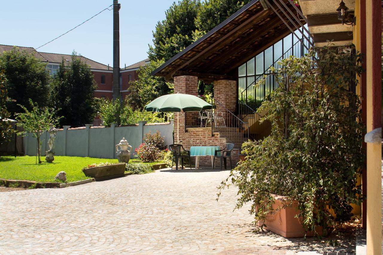Airasca Casa Del Grande Vecchio Bed & Breakfast エクステリア 写真